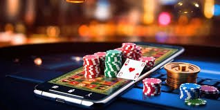 555 bet লটারি স্টাইল গেমের রঙিন টিকেট ও নম্বর বোর্ড
